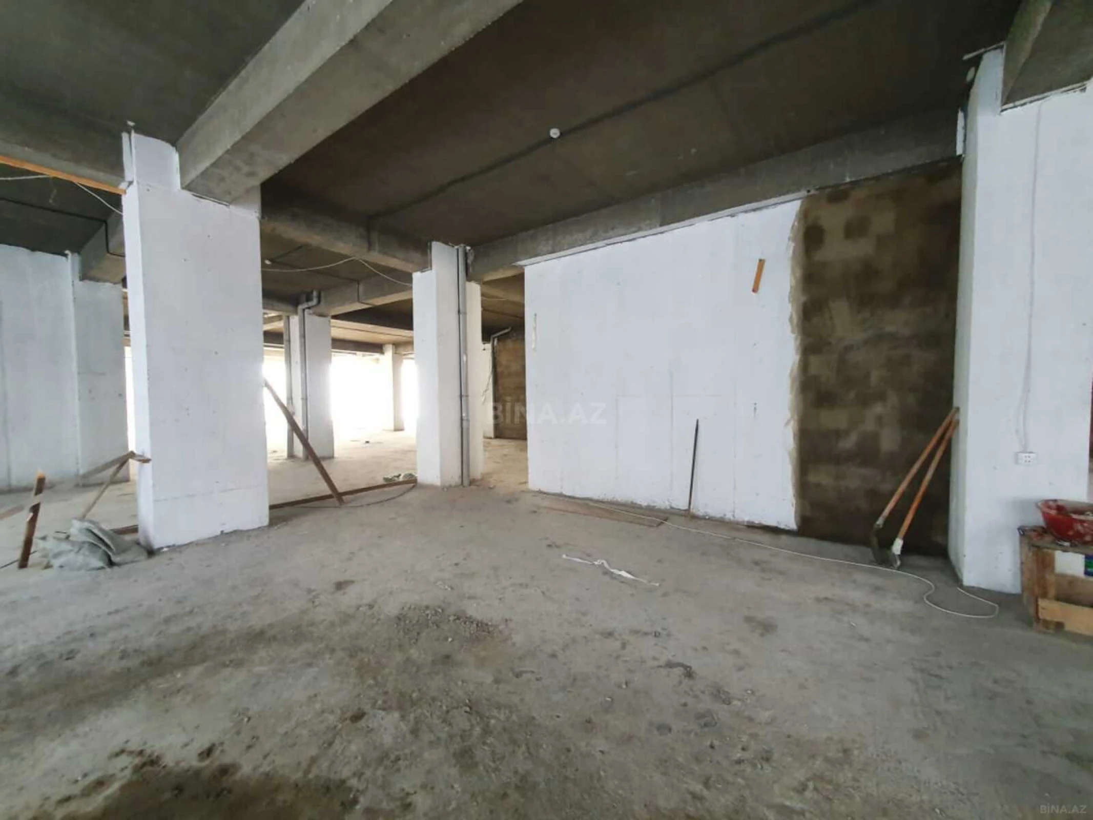 Kirayə verilir obyekt 1100 m²