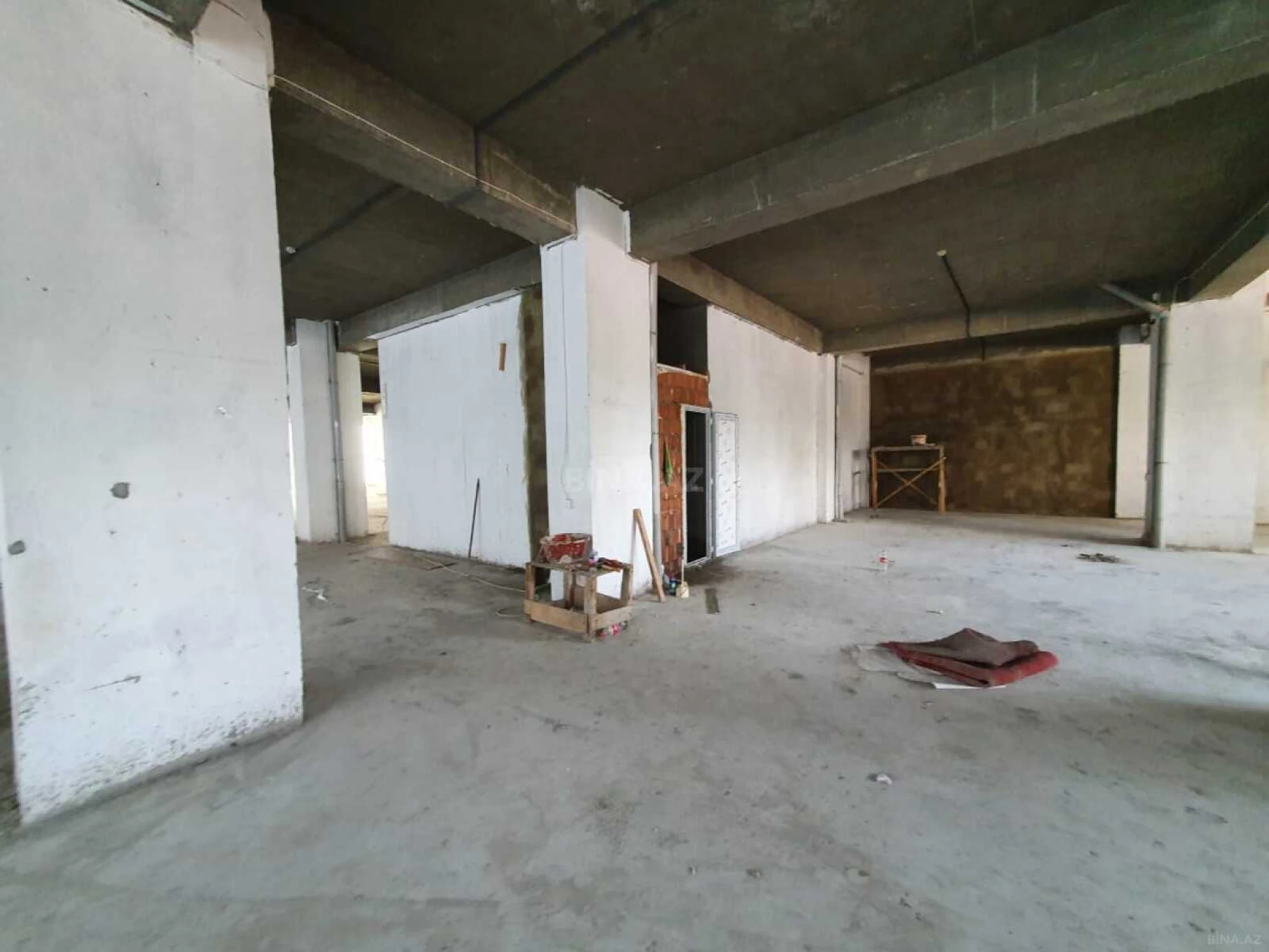 Kirayə verilir obyekt 1100 m²