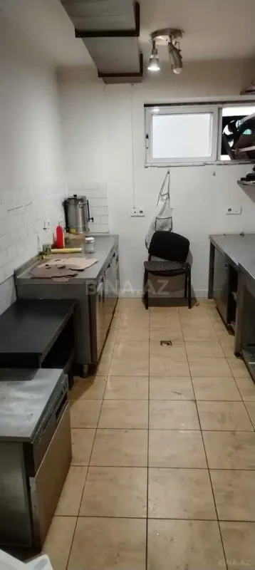 Kirayə verilir obyekt 113 m²