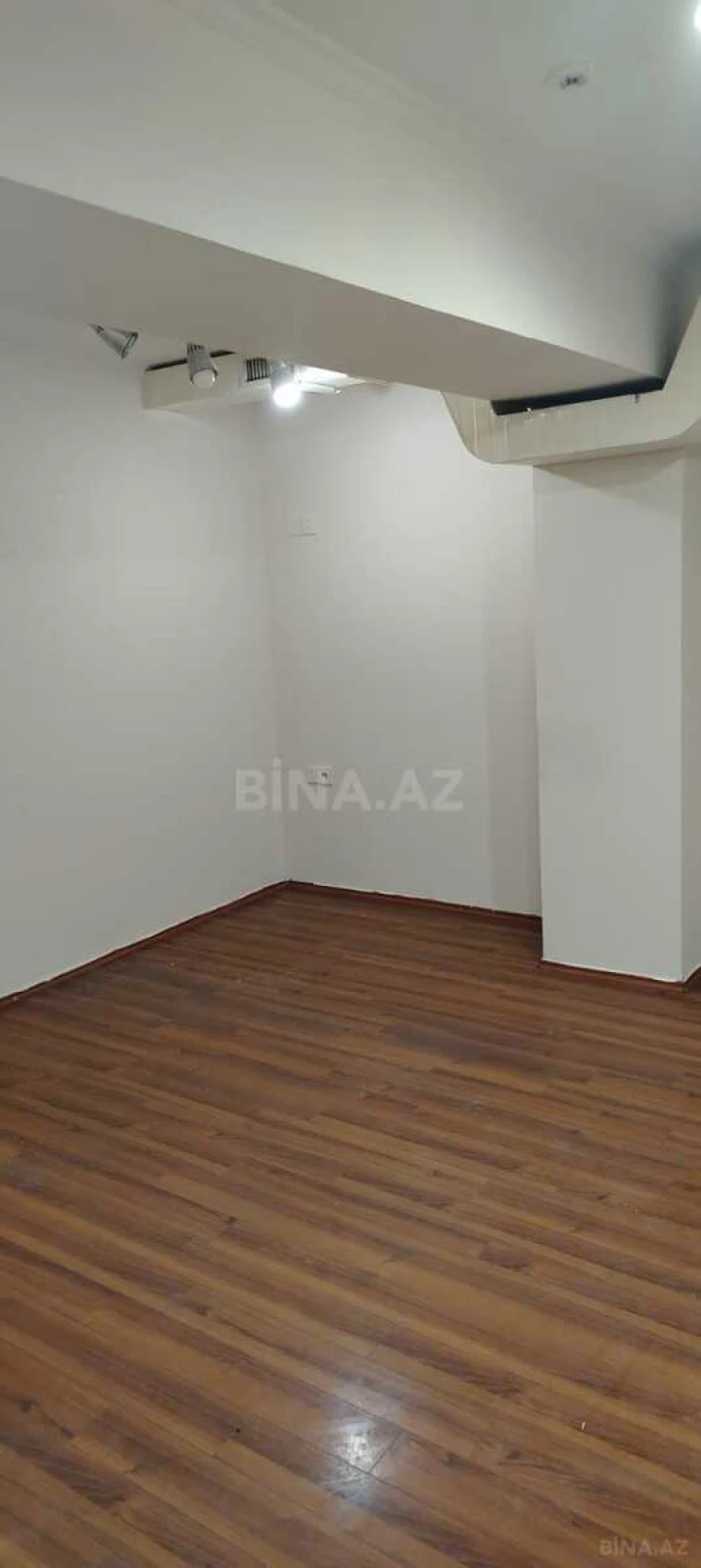 Kirayə verilir obyekt 113 m²