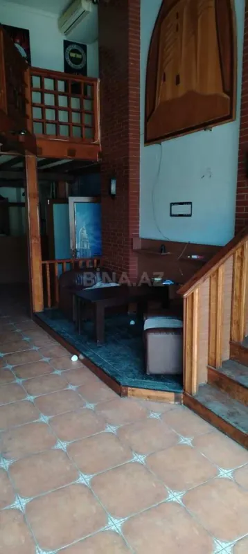 Kirayə verilir obyekt 113 m²