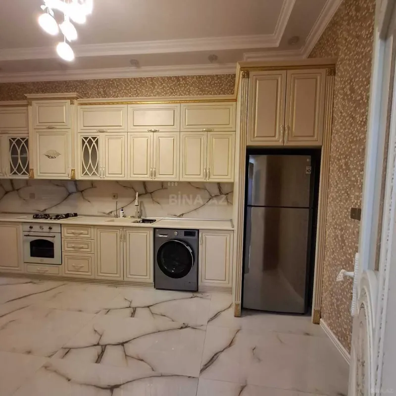 Satılır 2 otaqlı mənzil 100 m²