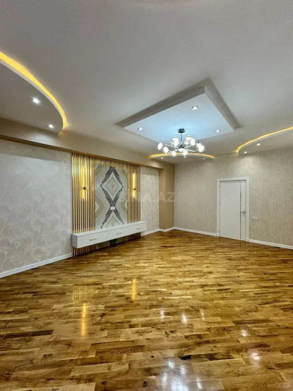 Satılır 2 otaqlı mənzil 100 m²