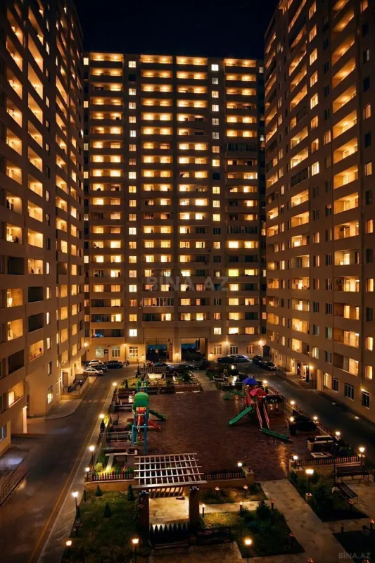 Satılır 3 otaqlı mənzil 140 m²