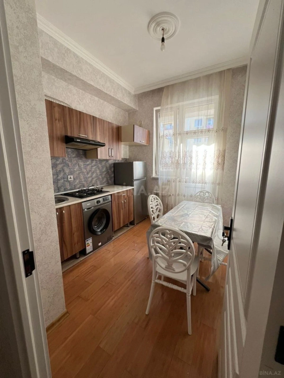 Kirayə verilir 1 otaqlı mənzil 46 m²