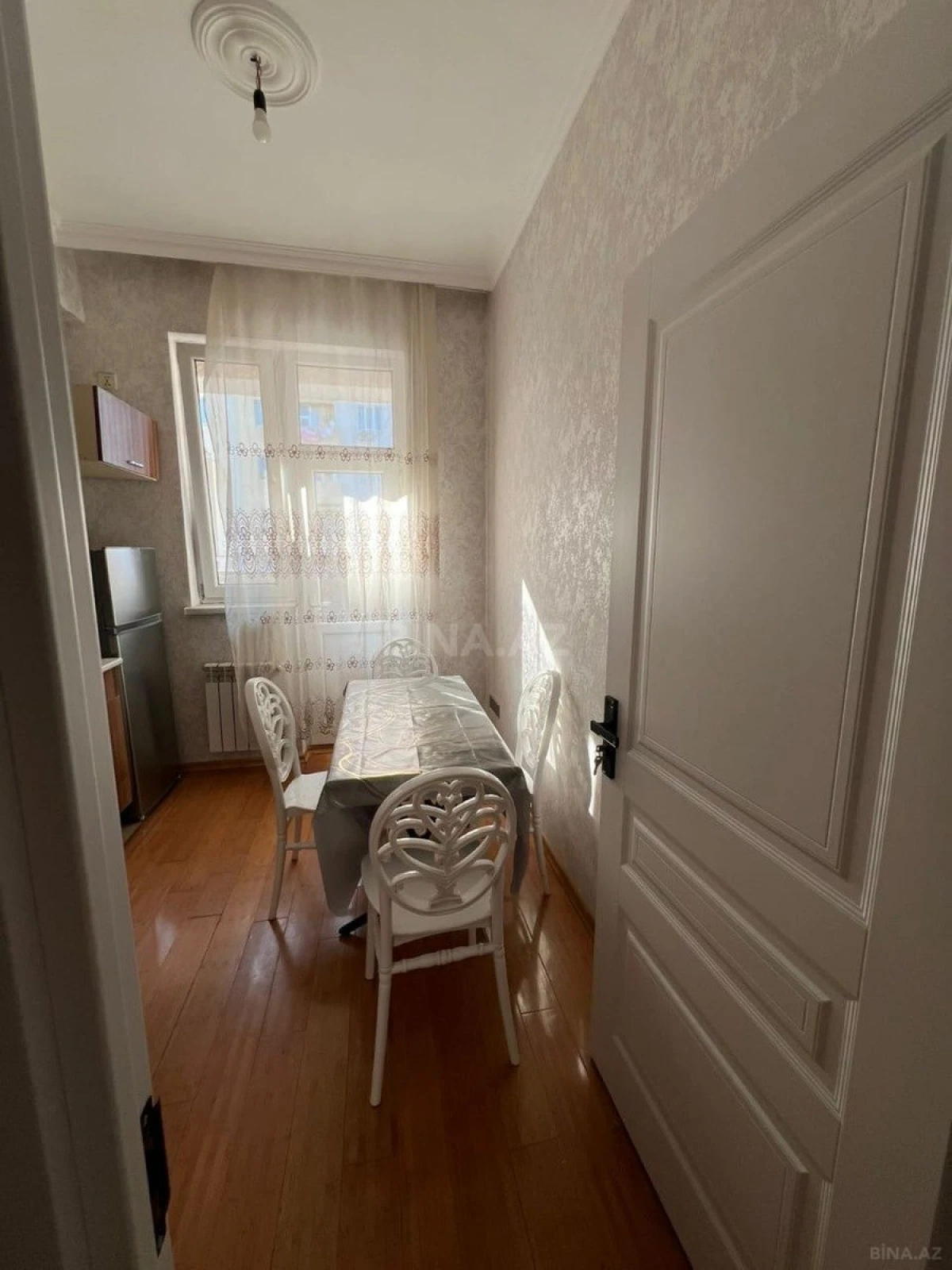 Kirayə verilir 1 otaqlı mənzil 46 m²