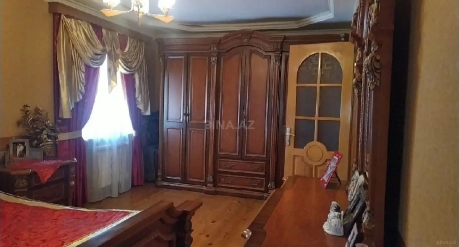 Kirayə verilir 6 otaqlı həyət evi 300 m²