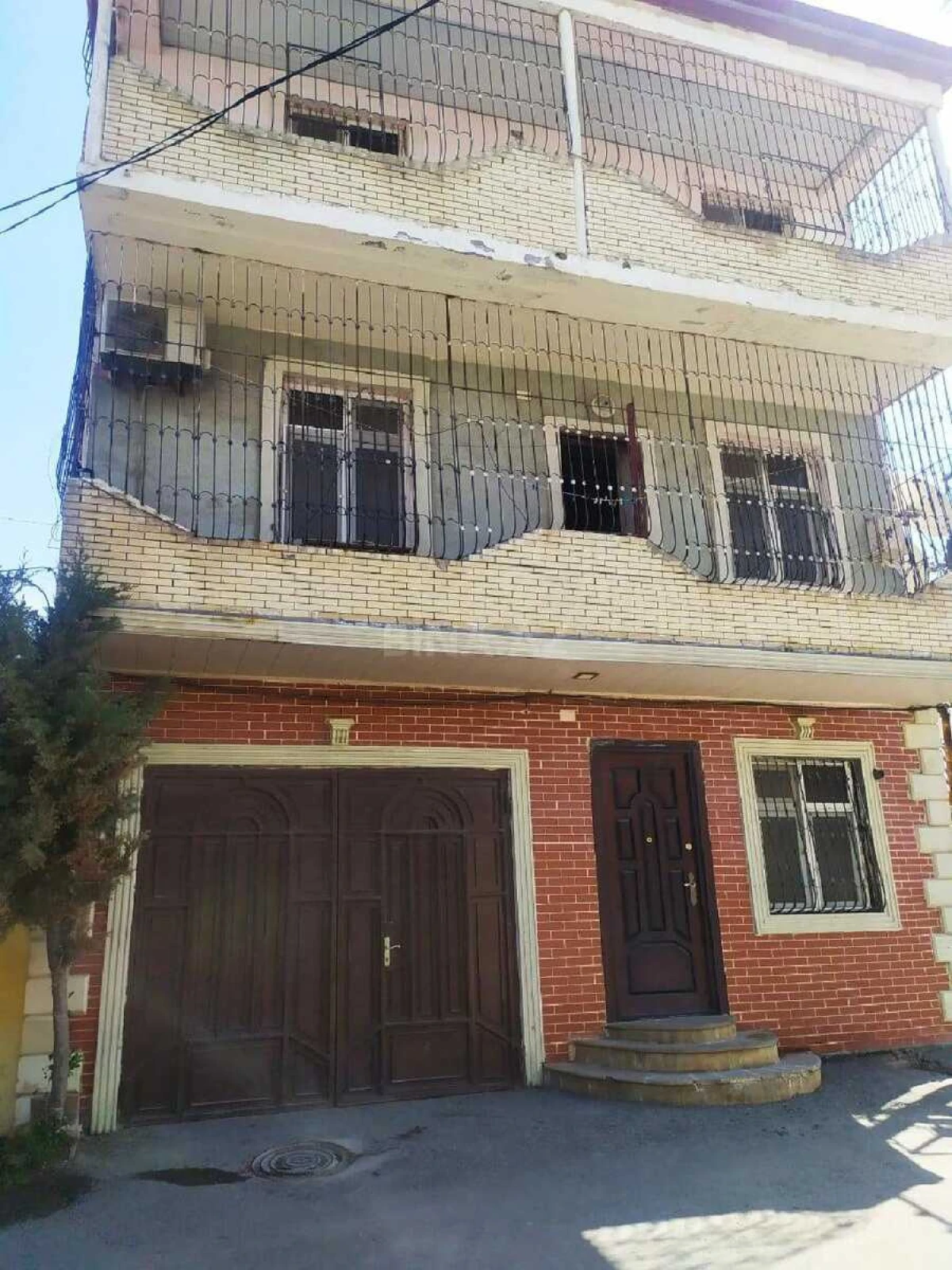 Kirayə verilir 6 otaqlı həyət evi 300 m²