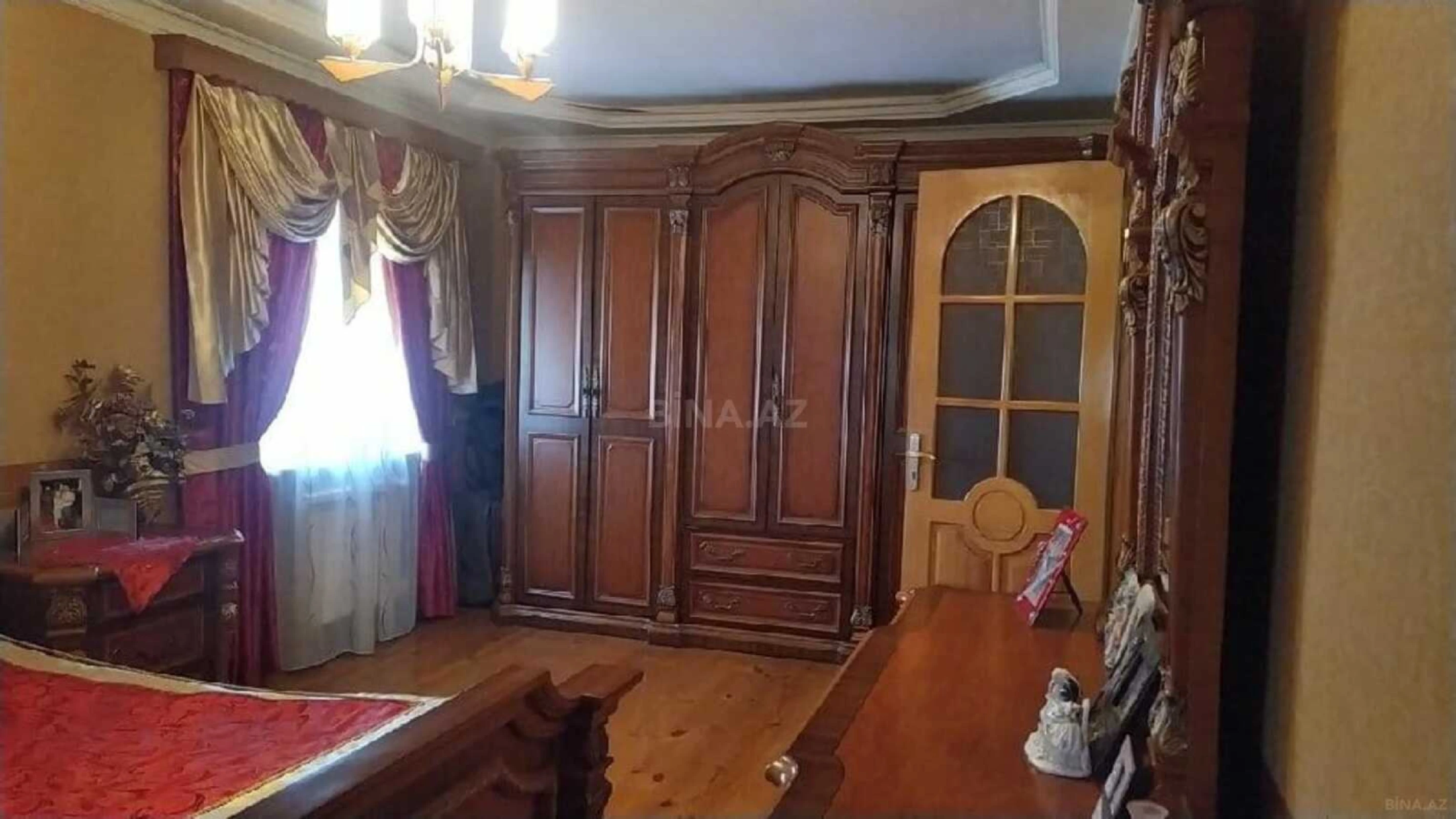 Kirayə verilir 6 otaqlı həyət evi 300 m²