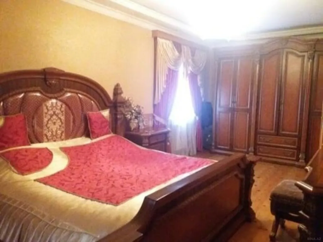 Kirayə verilir 6 otaqlı həyət evi 300 m²