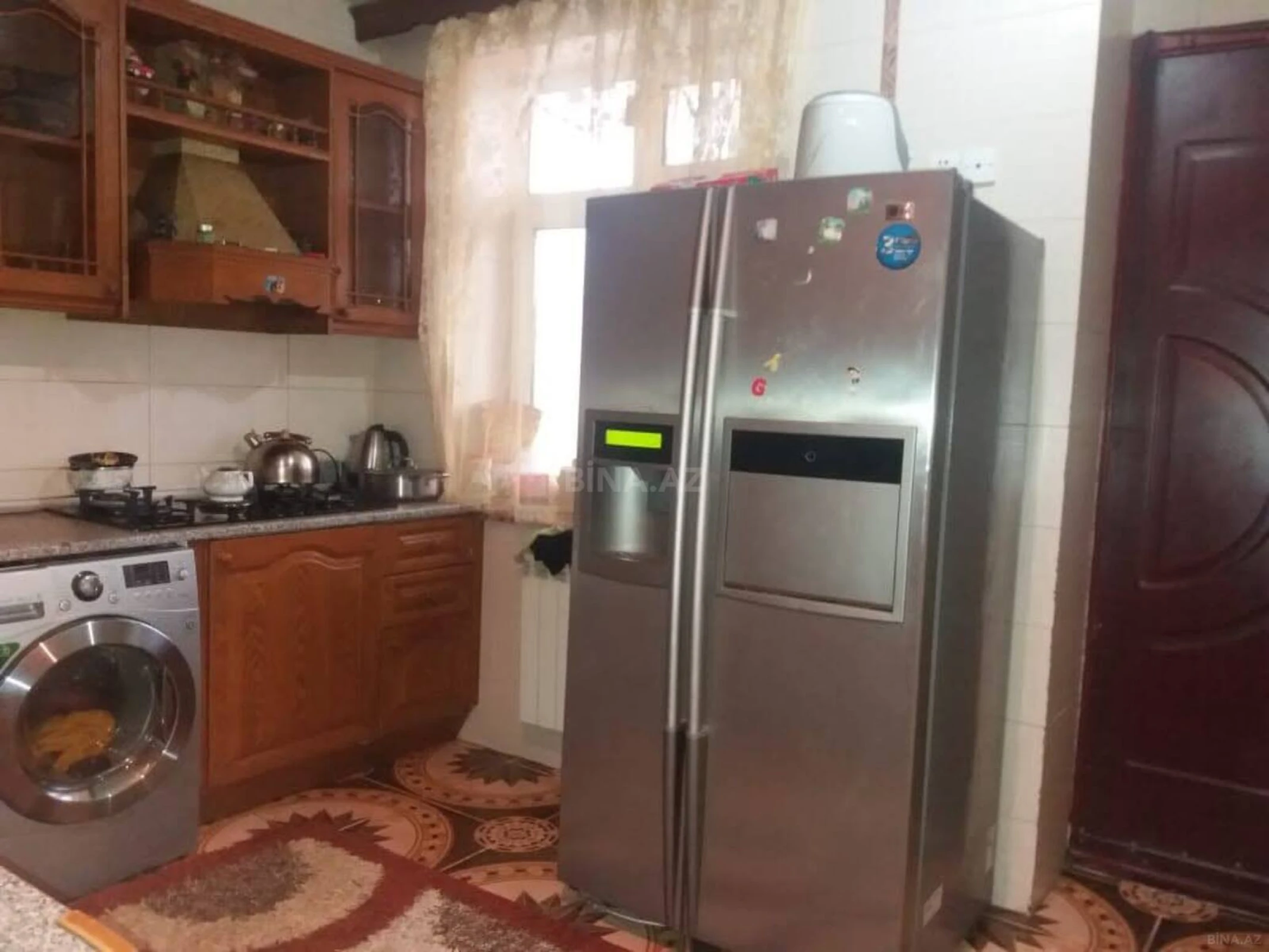 Kirayə verilir 6 otaqlı həyət evi 300 m²