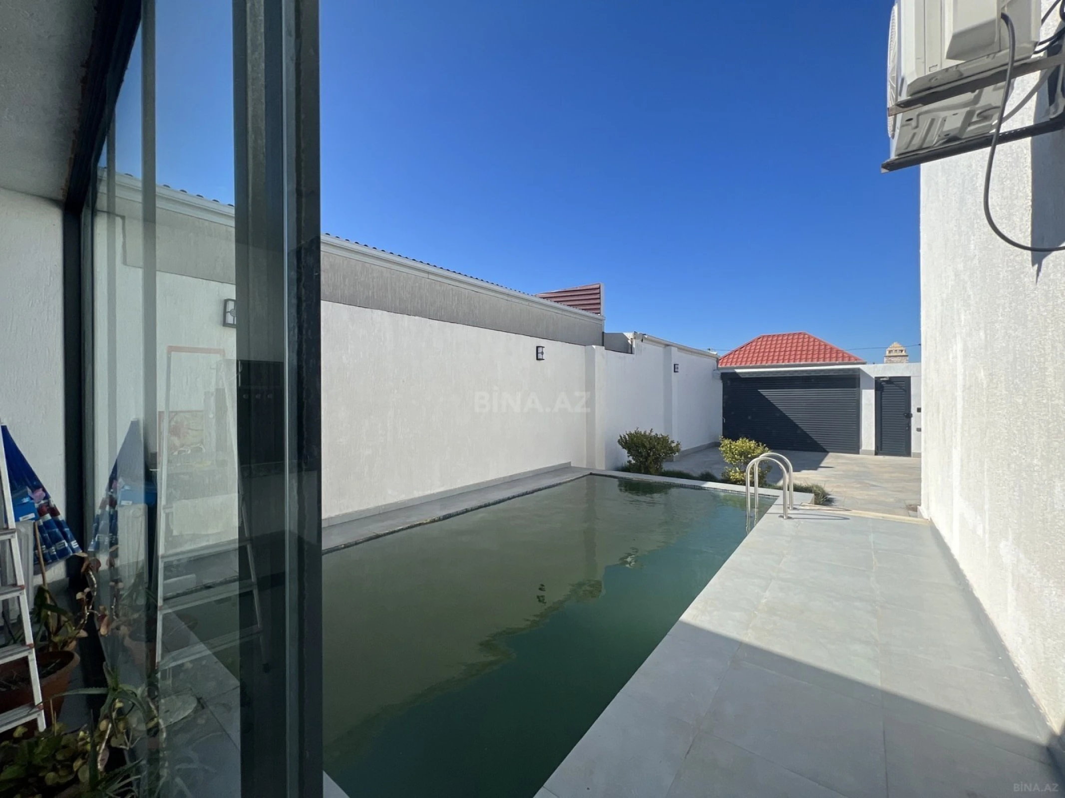 Satılır 4 otaqlı həyət evi 150 m²