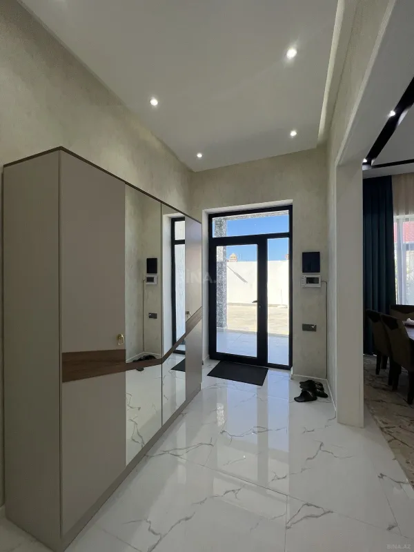 Satılır 4 otaqlı həyət evi 150 m²