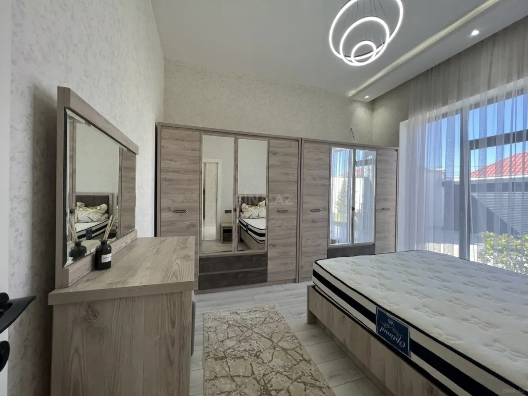 Satılır 4 otaqlı həyət evi 150 m²