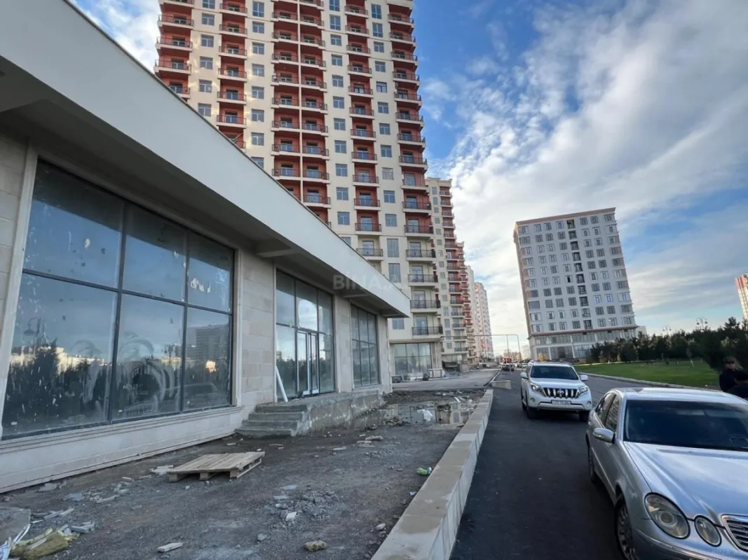 Kirayə verilir obyekt 182 m²