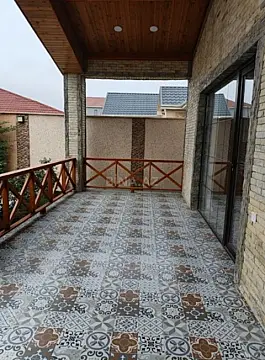 Satılır 3 otaqlı həyət evi 170 m²