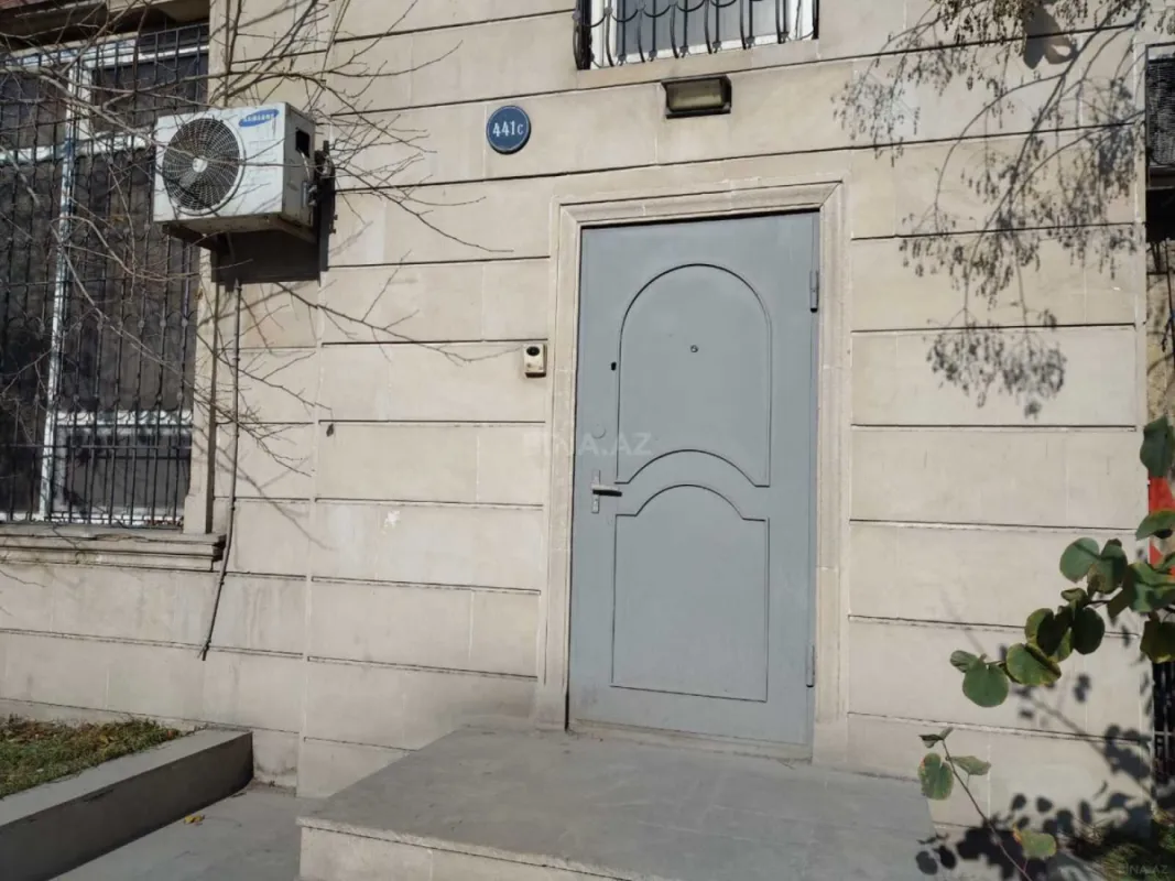 Kirayə verilir obyekt 330 m²