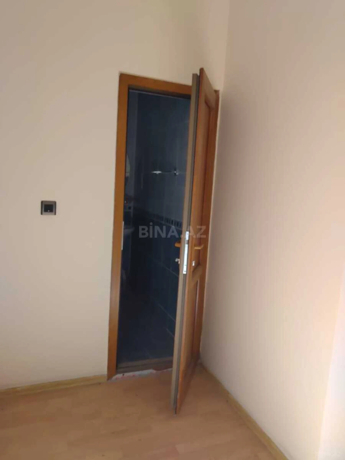 Kirayə verilir obyekt 330 m²