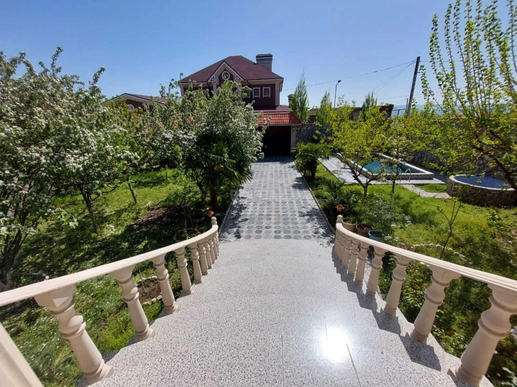 Kirayə verilir 4 otaqlı həyət evi 150 m²