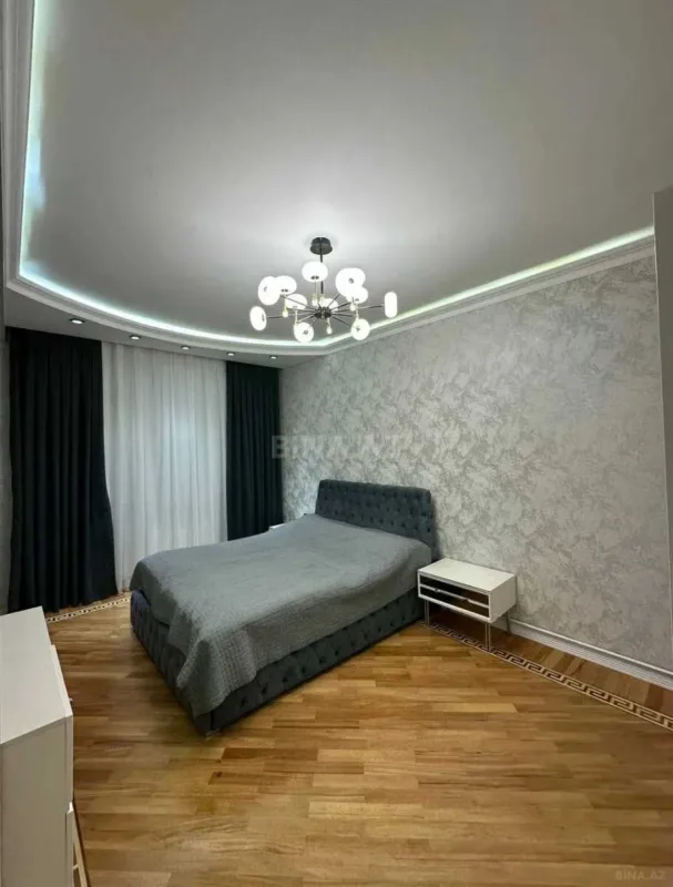 Satılır 2 otaqlı mənzil 85 m²