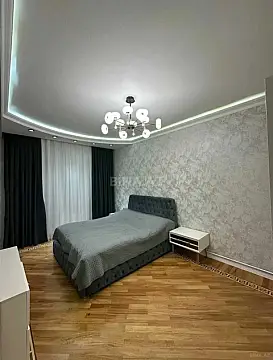 Satılır 2 otaqlı mənzil 85 m²