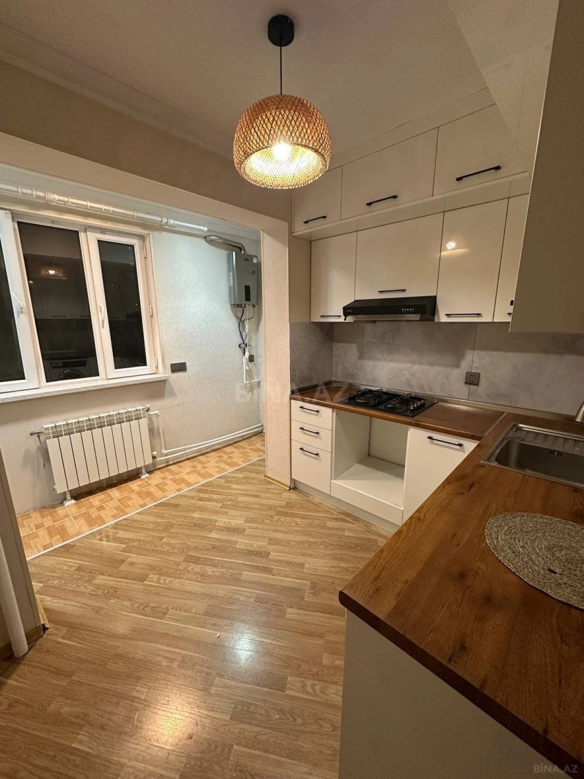 Kirayə verilir 2 otaqlı mənzil 60 m²