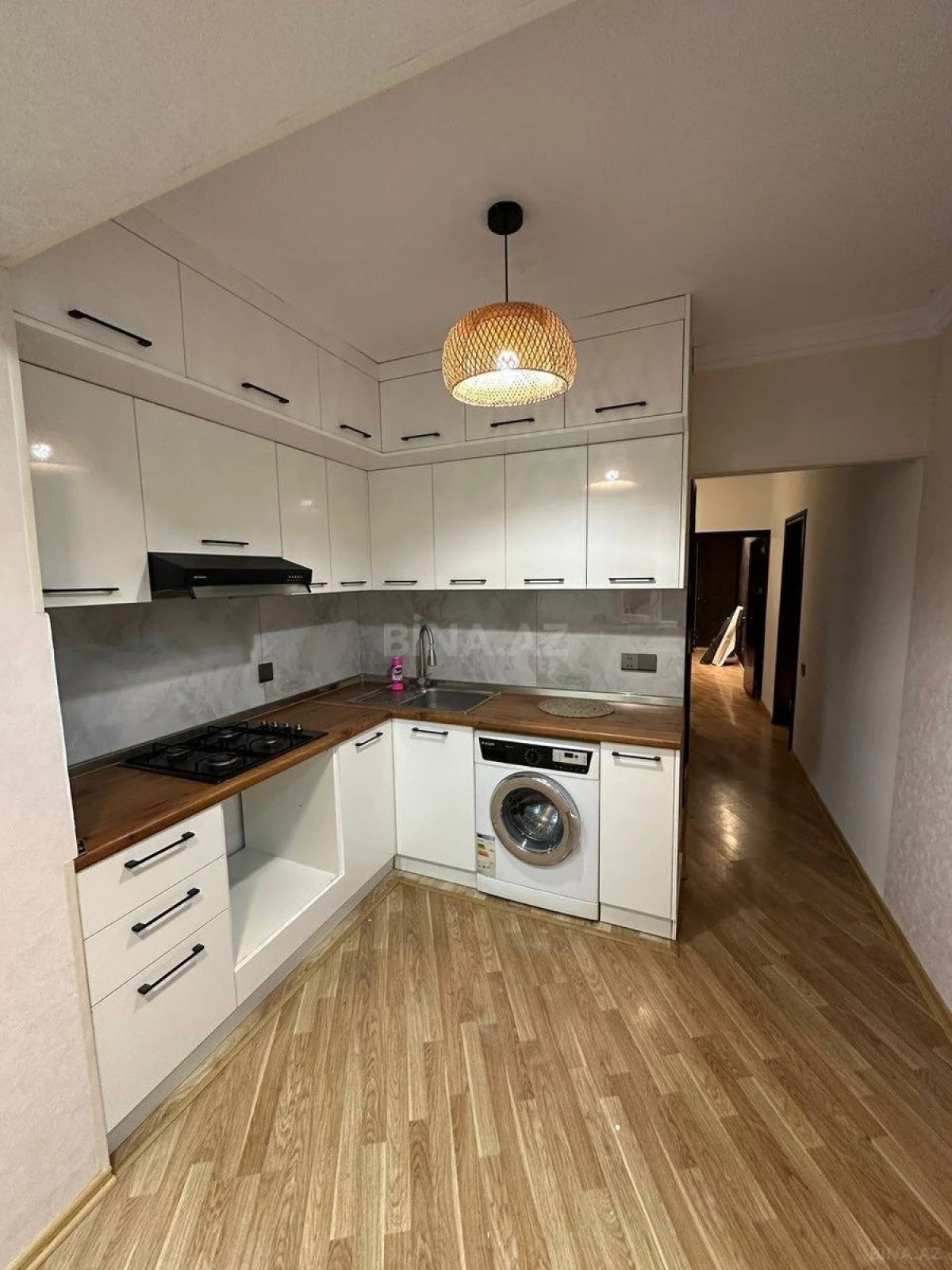 Kirayə verilir 2 otaqlı mənzil 60 m²