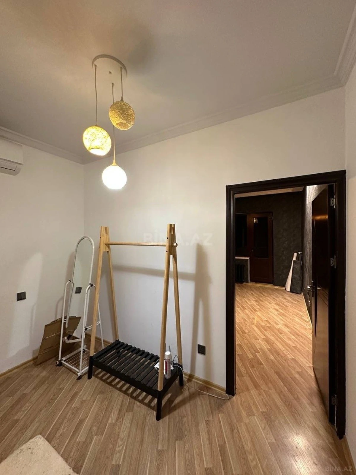 Kirayə verilir 2 otaqlı mənzil 60 m²