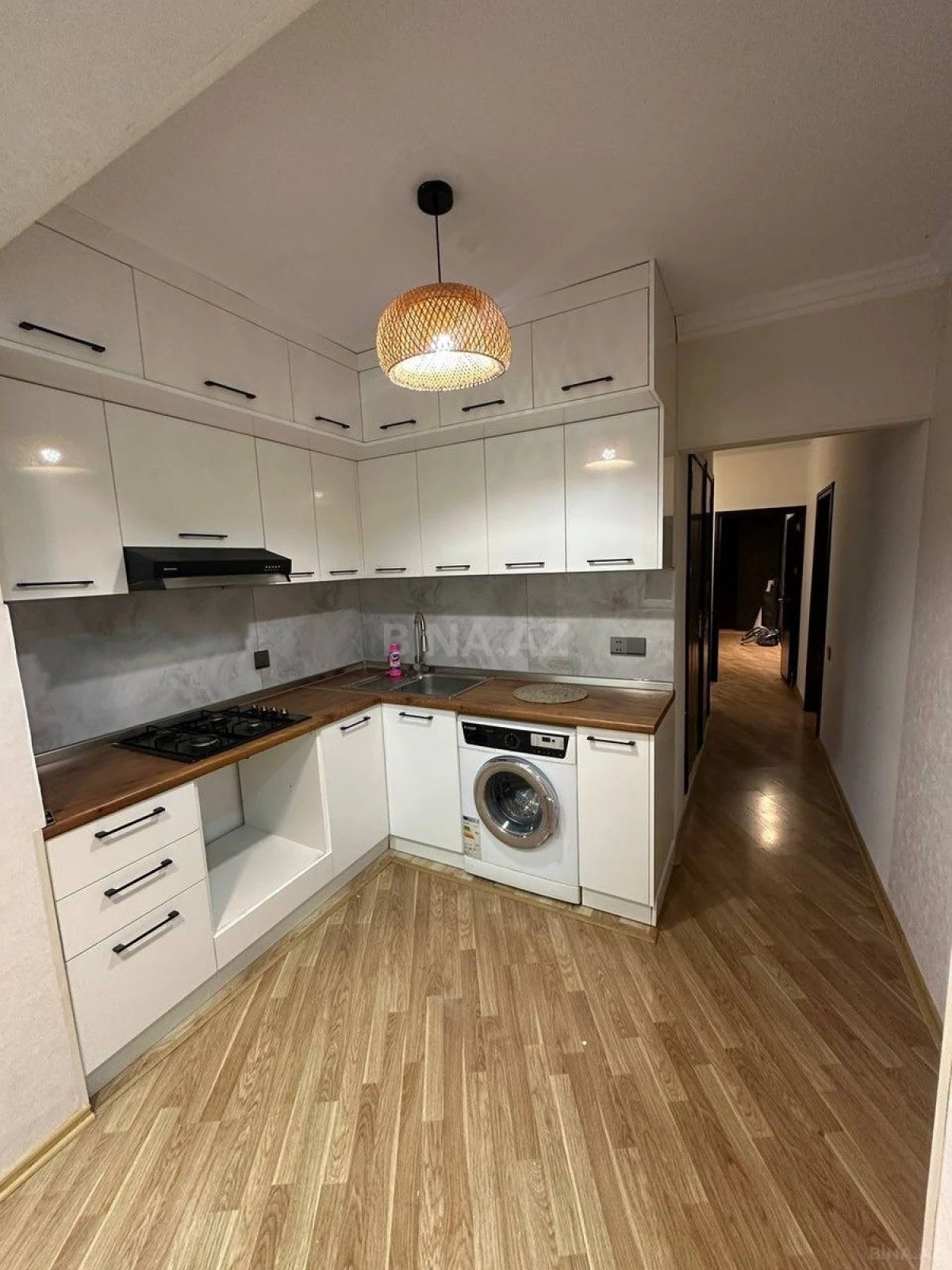 Kirayə verilir 2 otaqlı mənzil 60 m²