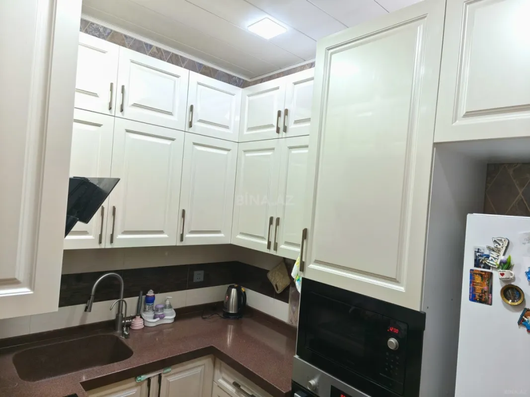 Satılır 2 otaqlı mənzil 62 m²