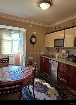 Satılır 4 otaqlı mənzil 100 m²