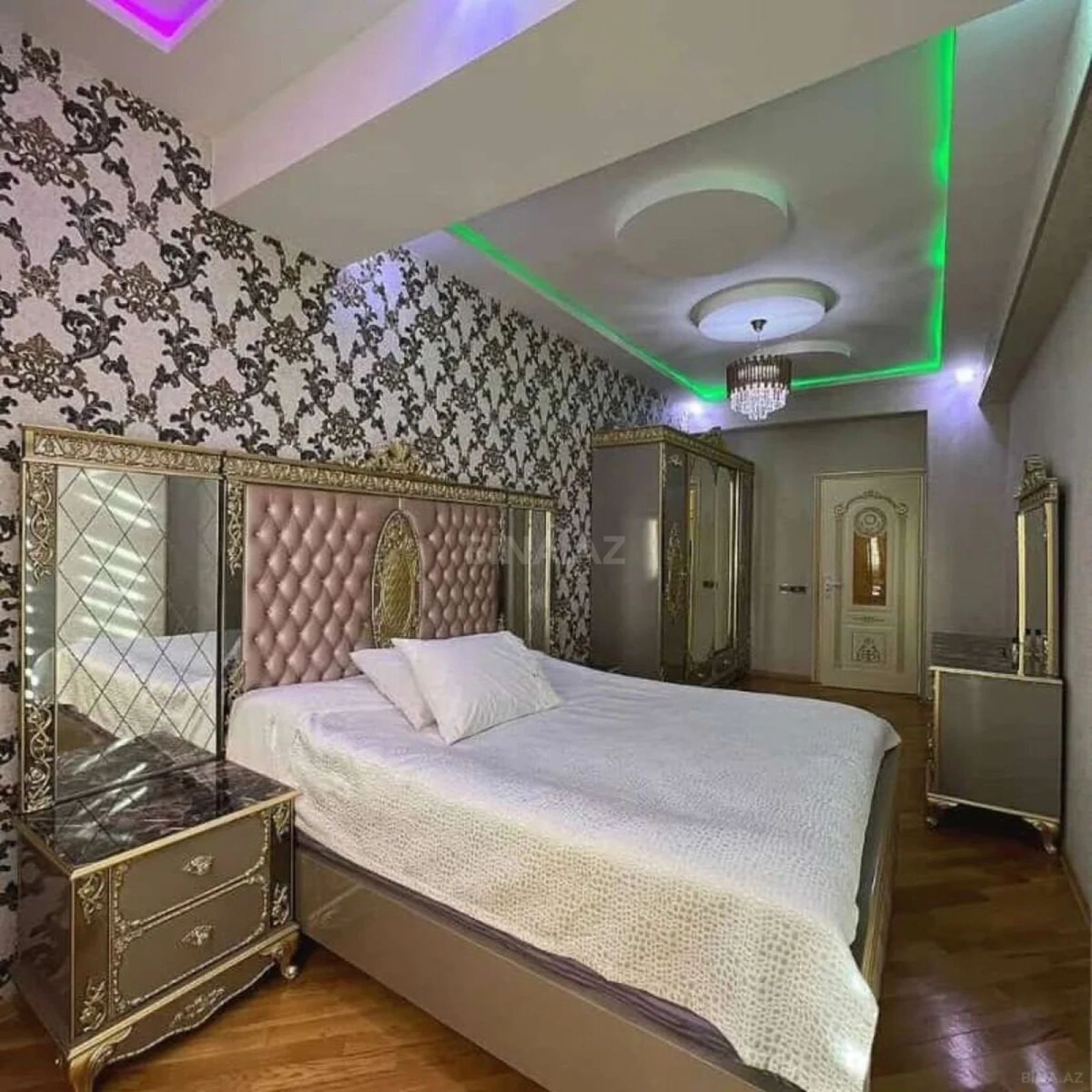 Kirayə verilir 3 otaqlı mənzil 130 m²