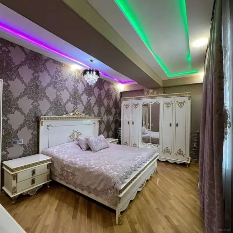 Kirayə verilir 3 otaqlı mənzil 130 m²