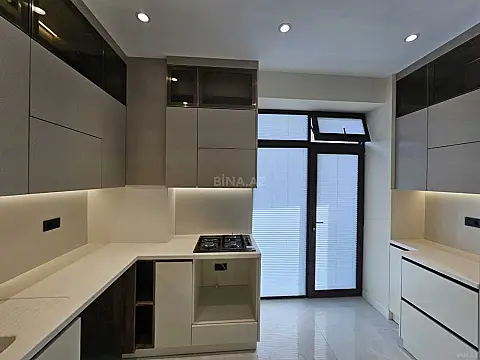 Satılır 3 otaqlı mənzil 103 m²