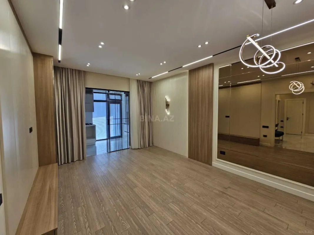 Satılır 3 otaqlı mənzil 103 m²