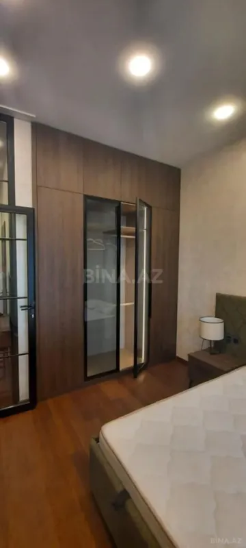 Kirayə verilir 2 otaqlı mənzil 70 m²