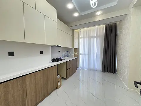 Satılır 3 otaqlı mənzil 90 m² — Bakı, Həzi Aslanov qəs. 3 otaq 90.00 m²