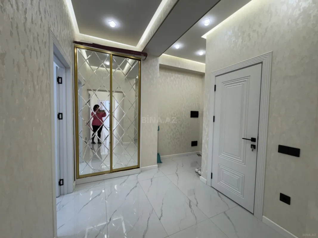 Satılır 3 otaqlı mənzil 90 m²