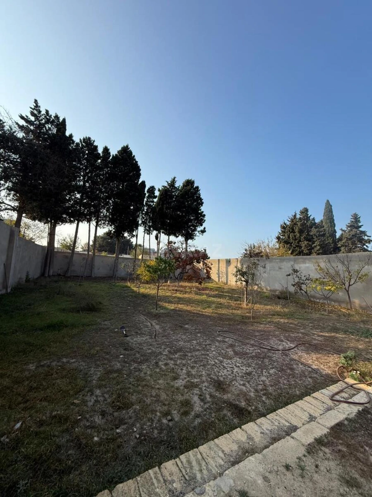 Satılır 5 otaqlı həyət evi 195 m²