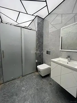 Satılır 2 otaqlı mənzil 76 m²