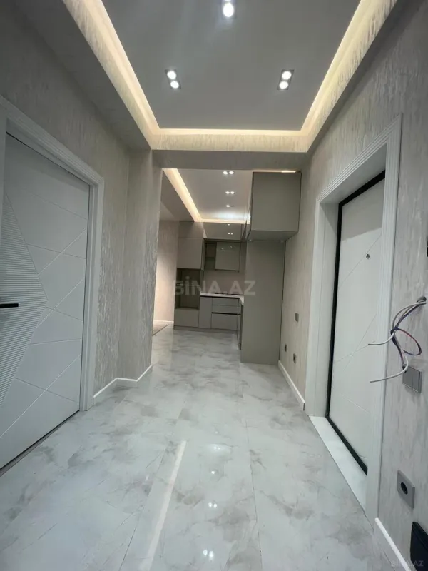 Satılır 2 otaqlı mənzil 76 m²