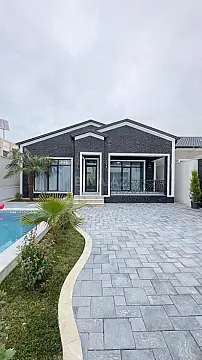 Satılır 4 otaqlı həyət evi 180 m²