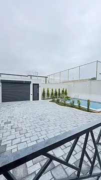 Satılır 4 otaqlı həyət evi 180 m²