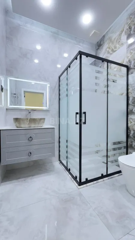 Satılır 4 otaqlı həyət evi 180 m²