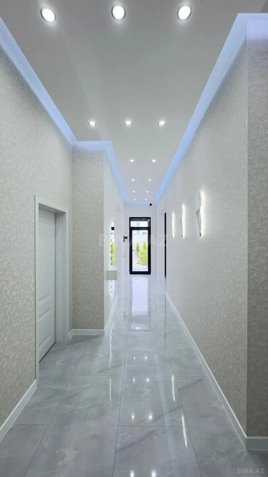 Satılır 4 otaqlı həyət evi 180 m²
