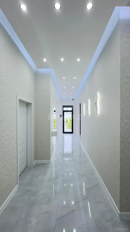 Satılır 4 otaqlı həyət evi 180 m²