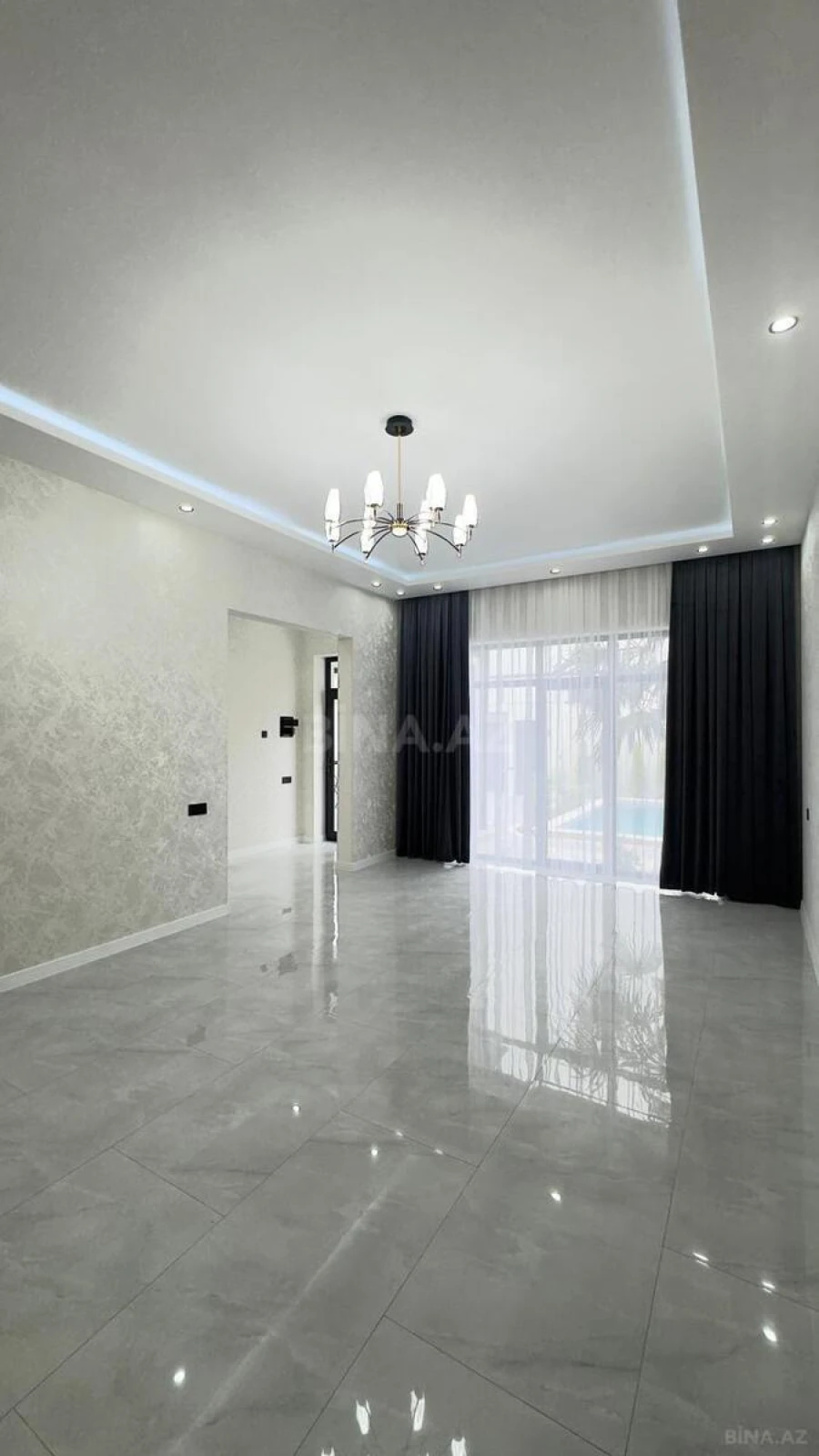 Satılır 4 otaqlı həyət evi 180 m²