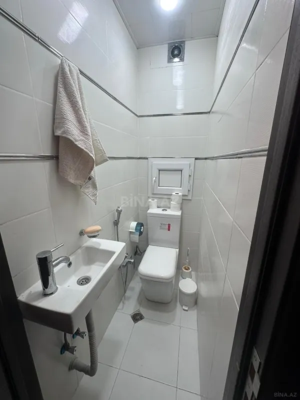 Kirayə verilir 2 otaqlı mənzil 65 m²