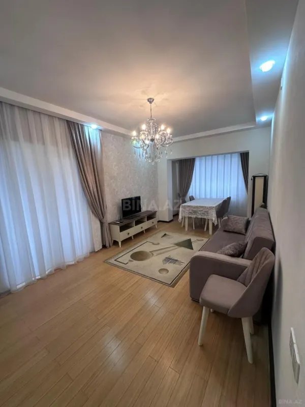 Kirayə verilir 2 otaqlı mənzil 65 m²