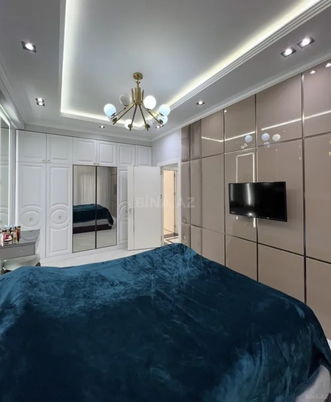 Satılır 3 otaqlı mənzil 105 m²